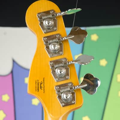 Used Squier Classic Vibe '70s Precision Bass, Maple Fingerboard, Walnut image 8