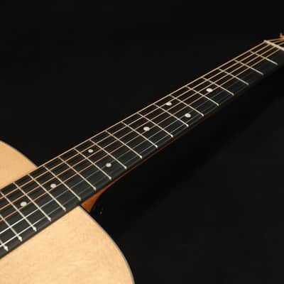 Martin 000-12E FG Sitka/Koa Veneer w/MX-T 306 Bild 3