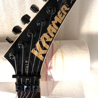 Kramer Baretta I 1987 Candy Red Serial No  F 5340 image 21