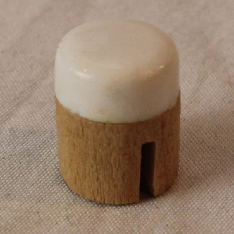 Bandoneon Button Accordion Part - Wood Base White Button 13mm x 16.20mm imagen 1