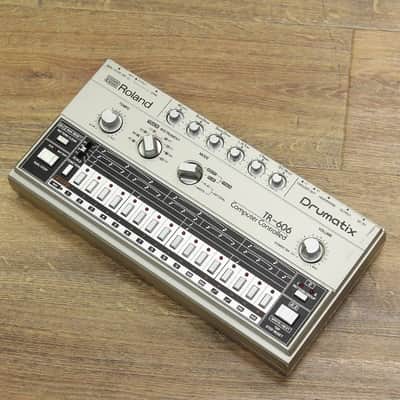 Roland Tr 606 [221800] (02/16)