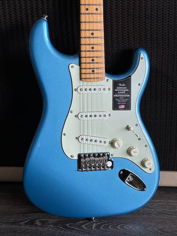 Fender American Professional Classic Stratocaster Unplayed