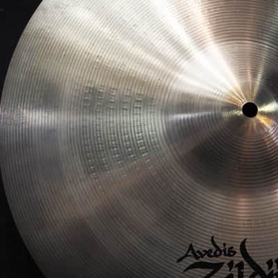Zildjian USED ​​90s A Zildjian Rock Crash 18 [1738g] image 6