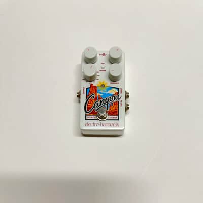 Electro-Harmonix Canyon 2017 - Present - White image 1