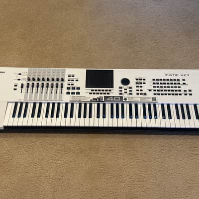 Yamaha Motif XF7 2014 - White image 2