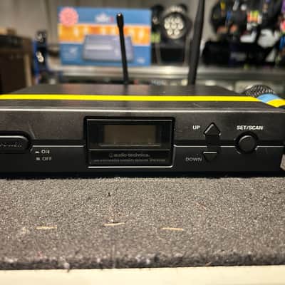 Audio-Technica ATW-2100 Wireless System - transmitter and receiver image 2