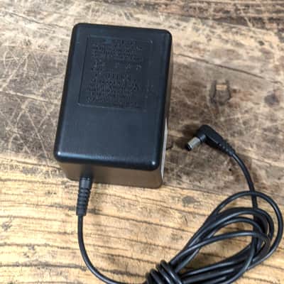 Roland GI-20 GK-MIDI Interface with GK-3B Pickup for Bass image 9