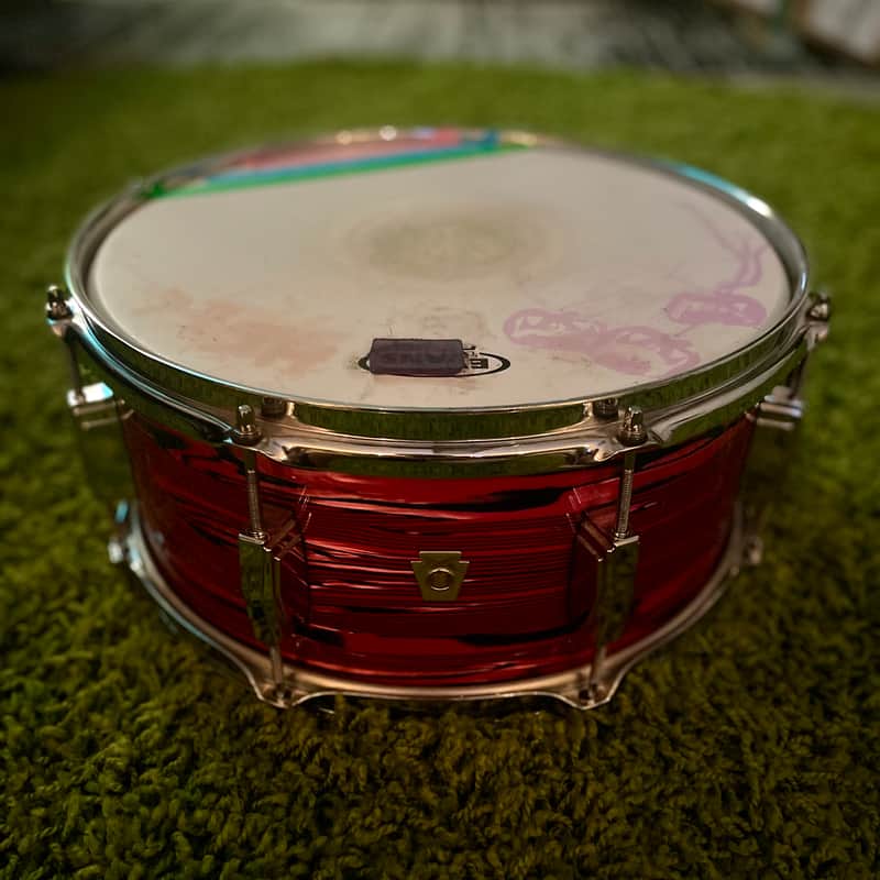 Ludwig Club Date Snare Ruby strata 14x6.5 image 1