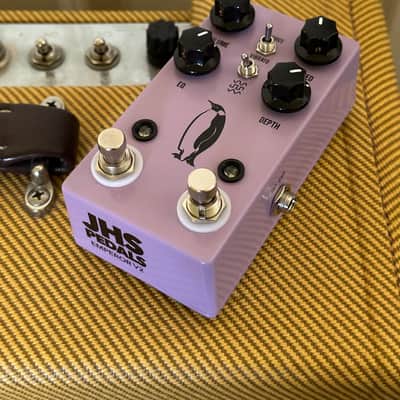 JHS Emperor V2 2018 - Present - Pink image 3