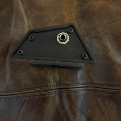 Fender 099-4062-000 2-Button Footswitch with 1/4" Jack for Hot Rod Series 2010s - Black image 2