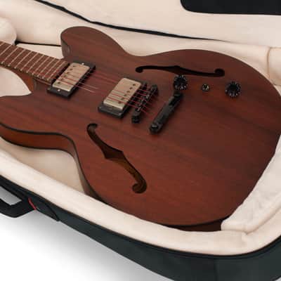 Gator Cases Pro-Go Ultimate Guitar Gig Bag; Fits 335 Semi Hollow or Flying V Style Guitars (G-PG-335V),Black image 4