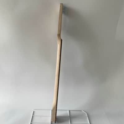 Maple Wood Strat Style Guitar Maple Neck, Rosewood Fingerboard 22 Frets Fretboard image 5