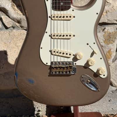 Fender Custom Shop 1965 Stratocaster Shoreline Gold over Lake Placid Blue 2022 - Shoreline Gold over Lake Placid Blue image 8