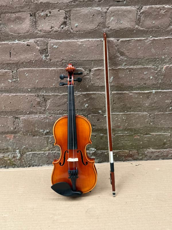 Cielo Violins Dolce 1/10 Violin Outfit w/ Bow & Case - Used, Good Condition - Needs One String image 1
