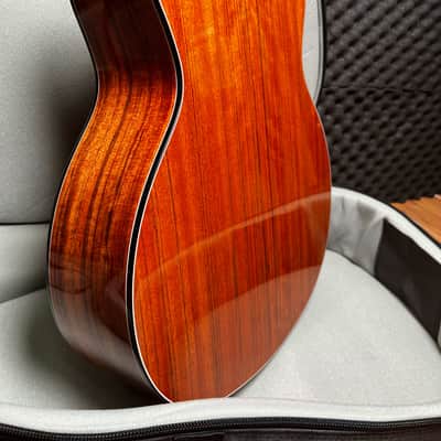 Kepma F2 Solid Top Acoustic Guitar with gig bag image 5