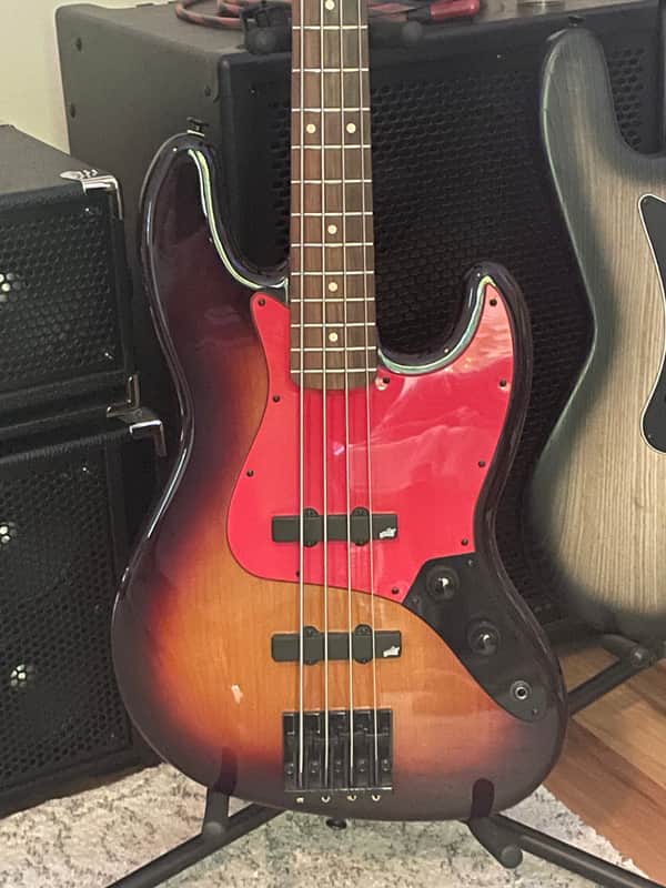 Fender Player Jazz Bass 2019 - Sunburst - Upgrades image 1