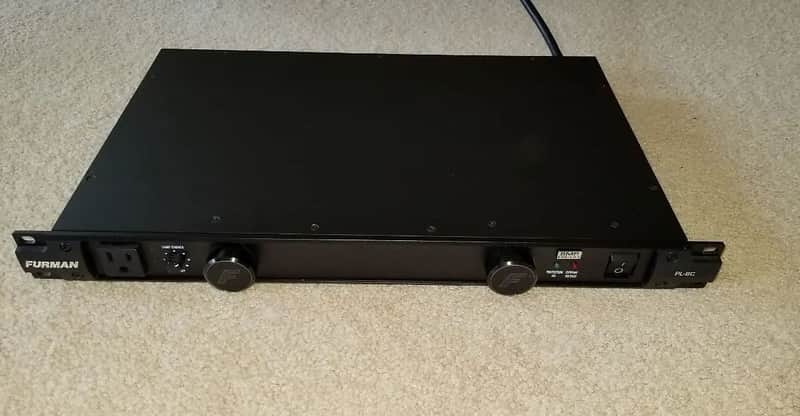 Furman PL-8C Power Conditioner - PL8C - 9-outlet - 15 Amp - with Pull-out Lights (Used) *Studio Demo image 1