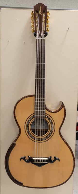 Javier Flores Bajo Quinto Englemann Spruce Top image 1