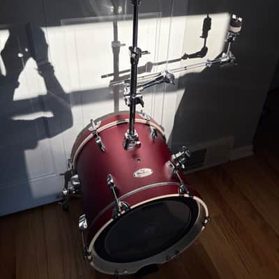 Pearl Midtown Bass Drum 16 x 14 - Matte Red image 7