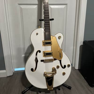 Gretsch G5420TG Electromatic Hollow Body with Bigsby, Gold Hardware 2016 - 2020 - White image 1