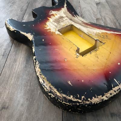FRANCHIN Mercury guitar body Heavy Relic Aged 3-Color Sunburst 100% Nitro Lacquer SSS Poplar Stratocaster-Strat-S-Style Made in Italy - Stock piece #23370826 image 10