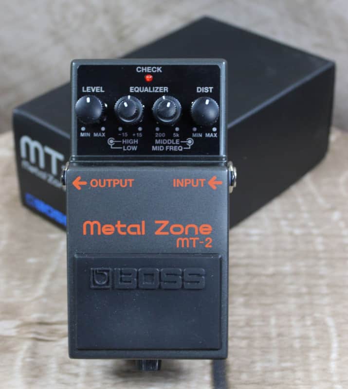 Boss MT-2