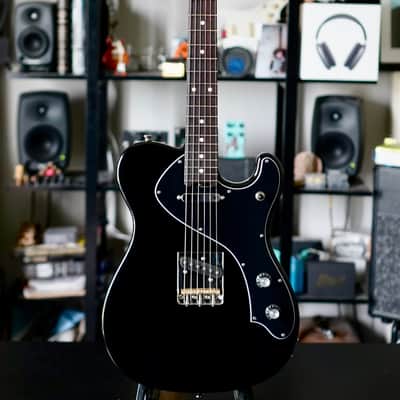 Veritas Custom Texas Miracle Black & Silver Roasted Neck Longhorns 2026 image 25