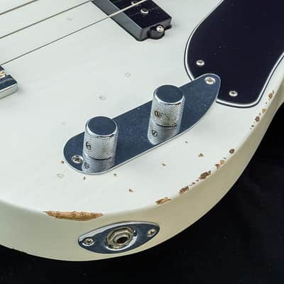 Fender MEX USED ​​Mike Dirnt Road Worn Precision Bass (White Blonde) image 9