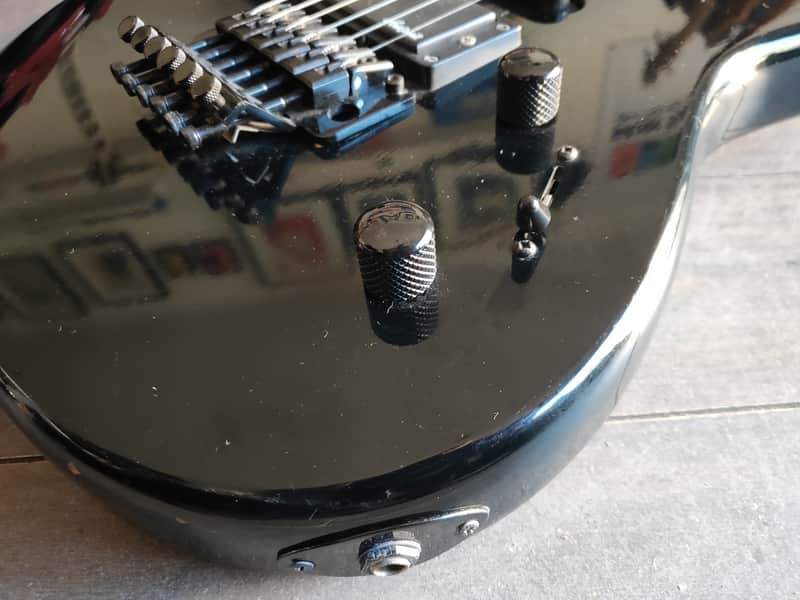 Aria Pro II The Warrior WR503 Superstrat Floyd Rose Electric