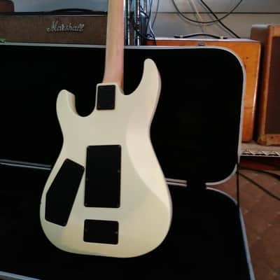 Kramer Sustainer White image 10