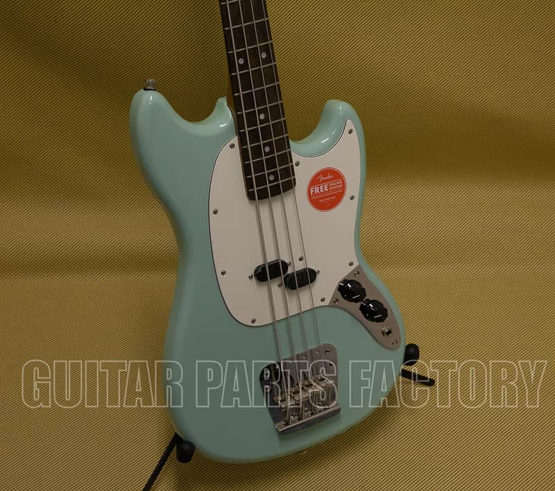 037-4570-557 Squier By Fender Classic Vibe 60's Mustang Bass Guitar Laurel Fingerboard Surf Green image 1