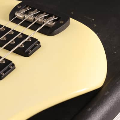 1991 G&L L-2000 Commemorative Leo Fender Signature Bass White image 10