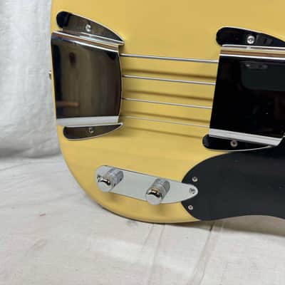 Fender American Vintage II 2 '54 1954 Precision Bass 4-string P-Bass with COA + Case 2022 - Vintage Blonde / Maple neck image 6