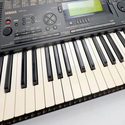 Vtg Yamaha PSR-520 Portatone Keyboard 61-key Portable Piano w Box image 8