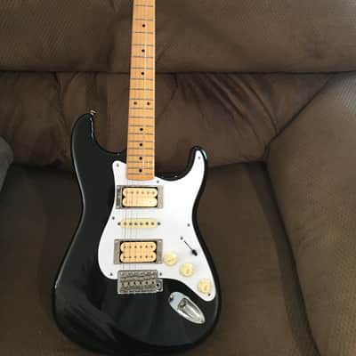 Dave Murray Black Stratocaster Replica all Fender parts caster Fender 2024 - Black image 5