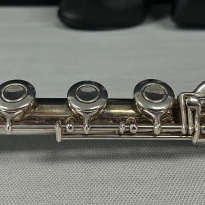 Yamaha YFL-371 Intermediate Flute - Solid Silver Headjoint, Open Hole, Off-set G, B Footjoint w/ Case image 6