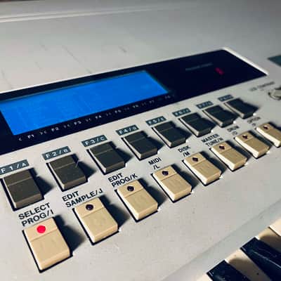 RARE Akai S1000KB Digital Stereo Sampling Keyboard (1990) image 2