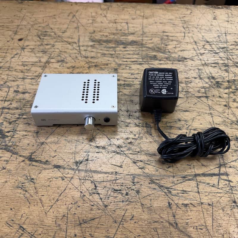Used Schiit Magni 3 Headphone Amplifier and Preamp - Silver