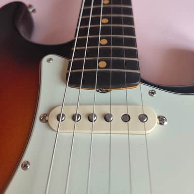 Fender American Vintage II '61 Stratocaster - 3-Color Sunburst (2025) image 9