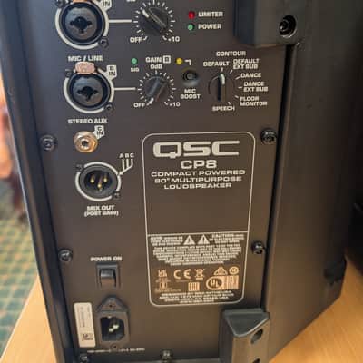 A Pair of QSC CP8 2-Way 1000-Watt 8" Active Loudspeakers - Black image 3