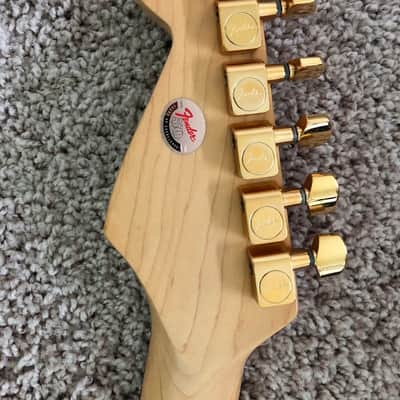 Fender Stratocaster 50th Anniversary Edition 2004 - Triburst image 8