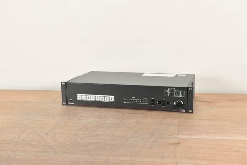 Extron IN1608 IPCP SA Eight-Input Scaling Presentation Switcher CG0021U image 1