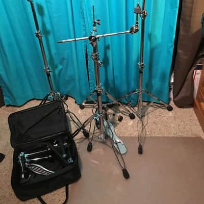 GIbraltar 5700 Series 5 Pc. Hardare Set - Chrome image 1