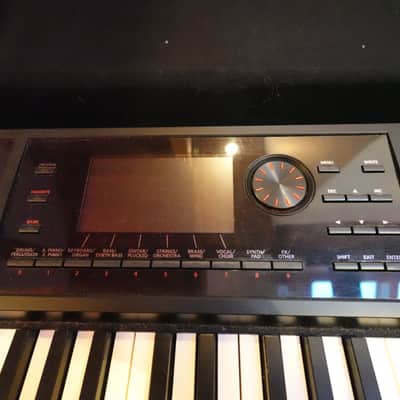 Roland FA-08 88-Key Workstation Keyboard - Black image 3