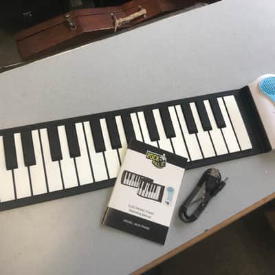 Rock And Roll It!  Foldable  Roll Up Piano Keyboard.Brand new in the box!  Sale Benefits Music Education Nonprofit! image 3
