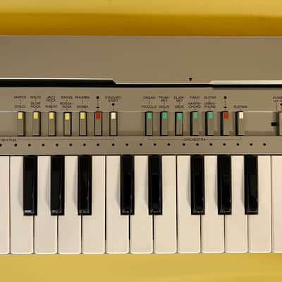 Yamaha portasound pc100 1982 - Silver image 3