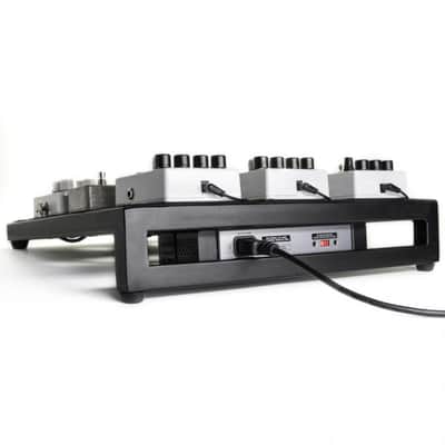 Electro-Harmonix MOP-10D Isolated Power Supply image 5