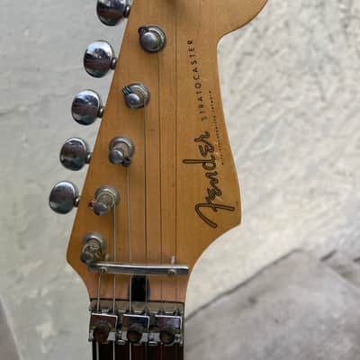 Japan built Fender "Squier Series" Floyd Rose Standard Stratocaster with Rosewood Fretboard 1992 - 1996 - Blue Foto Flame image 3