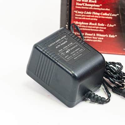 DigiTech Brian May Red Special Artist Series Guitar Pedal w/ Box + Power Supply image 3