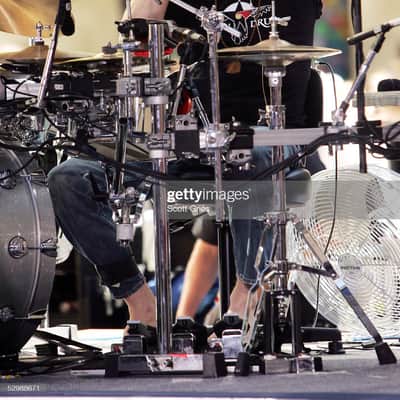 Rick Allen's 1999 Def Leppard Euphoria Tour DW / Hart Drum Set (#1). Autographed by the whole band. Authenticated! image 4